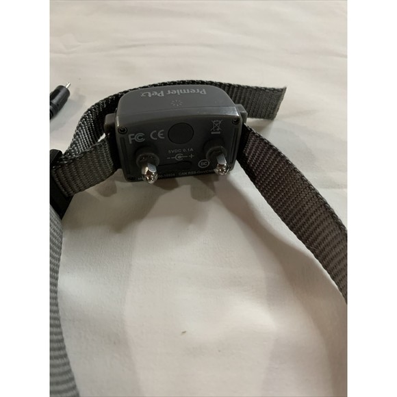 Premier Pet 300 Yard Remote Trainer Corrects Unwanted Behaviors for All Sizes 🐶 - Picture 3 of 16